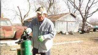 Lawn Care Garden Sprayers : Mixing Chemicals in a Lawn Sprayer
